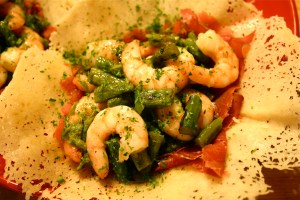 CESTINI DI MANCHEGO CON BRESAOLA Y GAMBAS